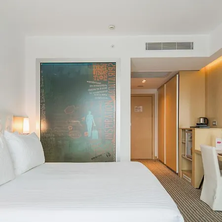 Hotel Wyndham 5*