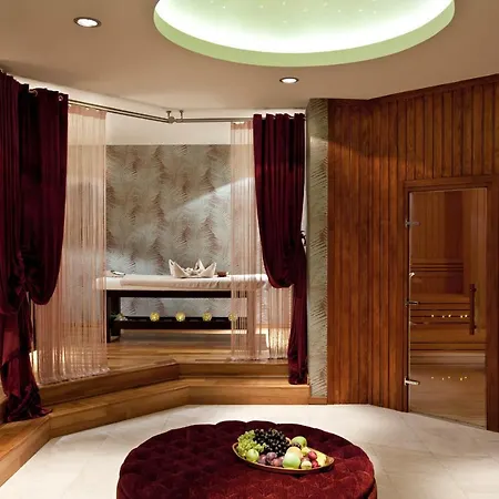 Wyndham 5*