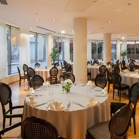 Wyndham Otel 5*
