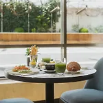 Wyndham Hotel 5*