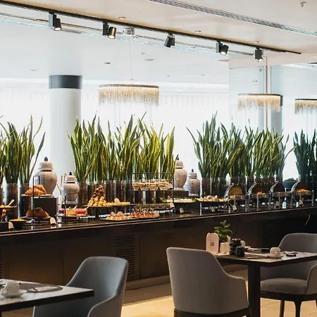 Hotel Wyndham 5*