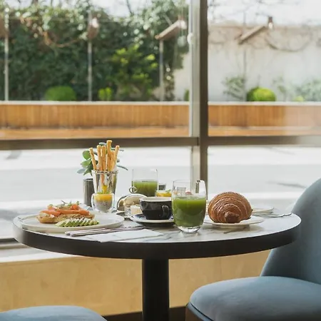 Wyndham Hotel 5*