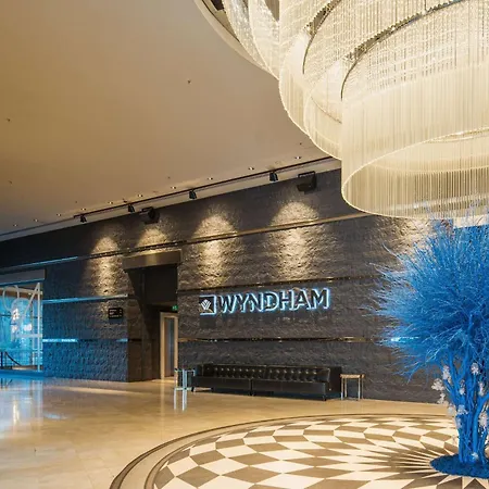 Wyndham 5*