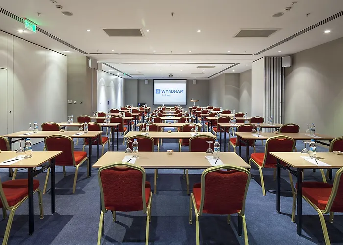 Wyndham Отель 5*