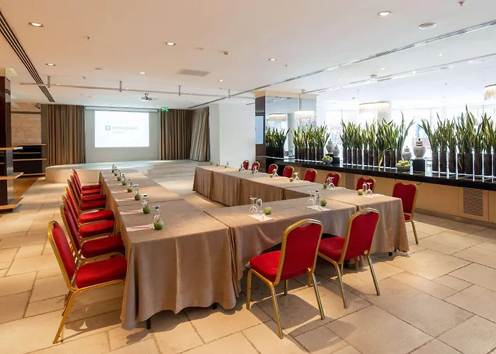 Wyndham Отель 5*